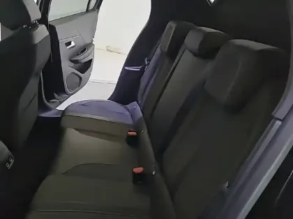 Photo 11 Peugeot 208  PureTech 100 S&S BVM6