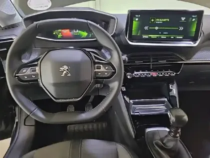 Photo 7 Peugeot 208  PureTech 100 S&S BVM6