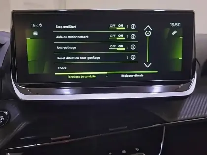 Photo 20 Peugeot 208  PureTech 100 S&S BVM6