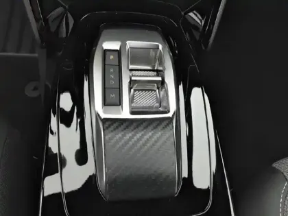 Photo 29 Peugeot 2008  Hybrid 145 e-DCS6