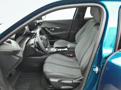 Photo 26 Peugeot 2008  Hybrid 145 e-DCS6