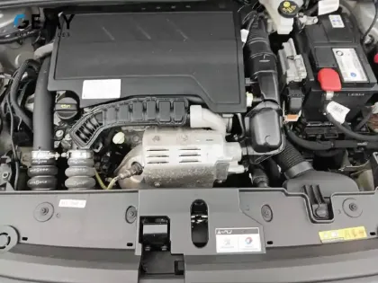 Photo 11 Peugeot 208  PureTech 100 S&S BVM6