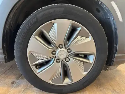 Photo 174 Hyundai Kona  Electrique 39 kWh - 136 ch