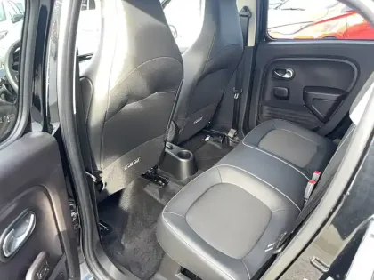 Photo 43 Renault Twingo  III E-Tech