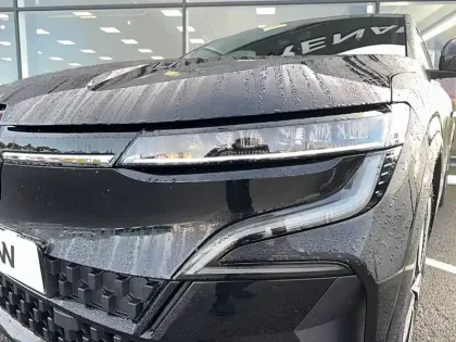 Photo 16 Renault Megane  E-Tech EV60 220 ch super charge