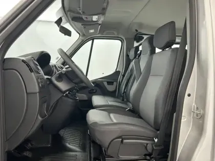 Photo 8 Renault Master  Combi L1H1 dCi 145 Energy