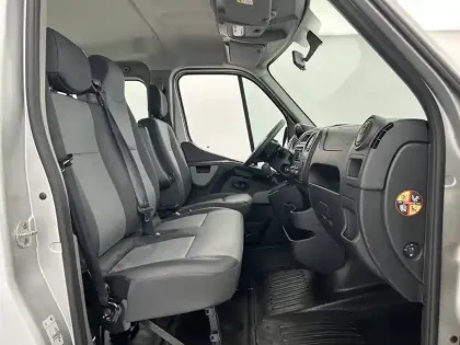 Photo 13 Renault Master  Combi L1H1 dCi 145 Energy