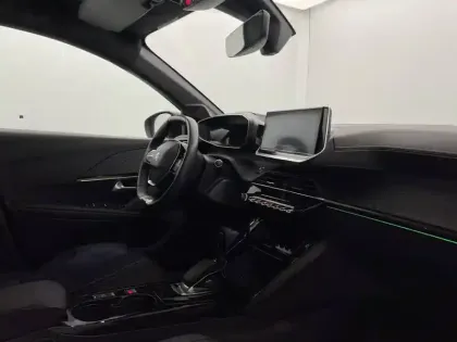 Photo 25 Peugeot 208  Electrique 50 kWh 136ch