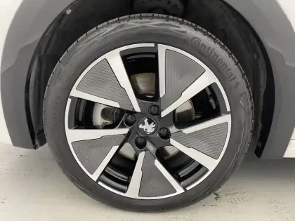 Photo 16 Peugeot 208  Electrique 50 kWh 136ch