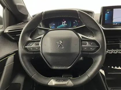 Photo 22 Peugeot 208  Electrique 50 kWh 136ch