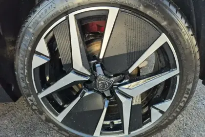 Photo 14 Peugeot 208  Hybrid 110 e-DCS6