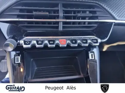 Photo 14 Peugeot 208  PureTech 100 S&S BVM6