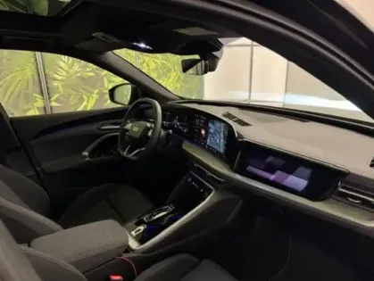 Photo 6 Audi Q5  e-hybrid 299 ch S tronic 7 Quattro