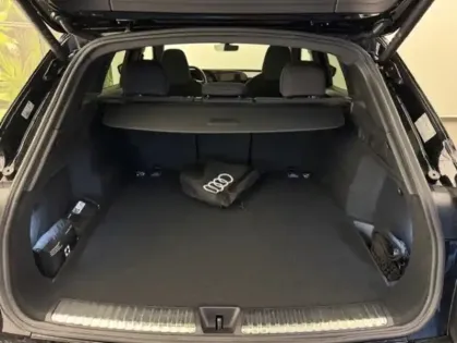 Photo 12 Audi Q5  e-hybrid 299 ch S tronic 7 Quattro