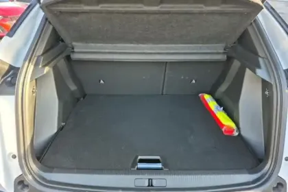 Photo 30 Peugeot 2008  Hybrid 145 e-DCS6