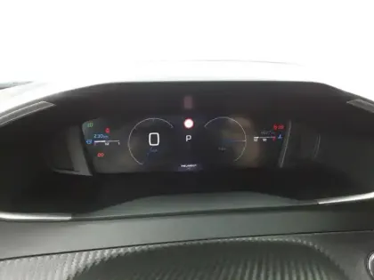 Photo 36 Peugeot 2008  Hybrid 145 e-DCS6