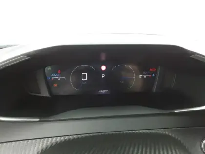Photo 9 Peugeot 2008  Hybrid 145 e-DCS6
