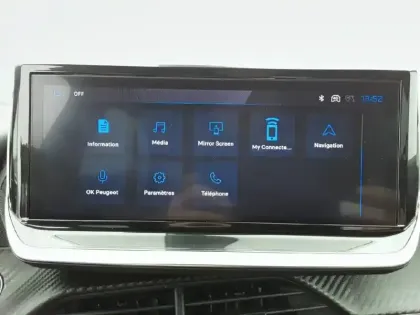 Photo 23 Peugeot 2008  Hybrid 145 e-DCS6