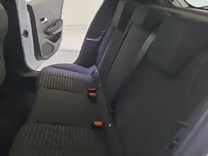 Photo 11 Peugeot 208  Hybrid 100 e-DCS6