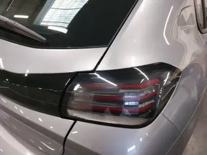 Photo 16 Peugeot 208  PureTech 75 S&S BVM5