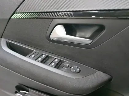 Photo 19 Peugeot 208  PureTech 75 S&S BVM5