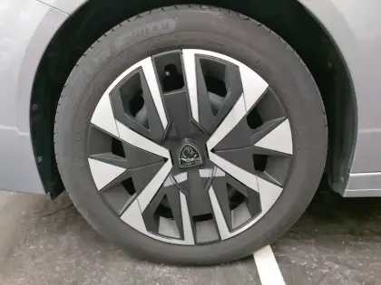 Photo 12 Peugeot 208  PureTech 75 S&S BVM5