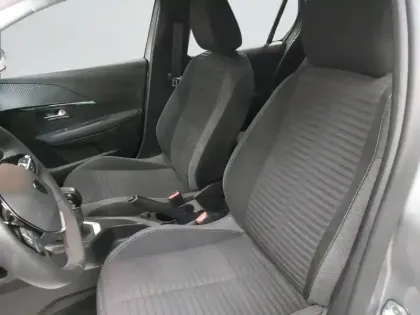 Photo 30 Peugeot 208  PureTech 75 S&S BVM5