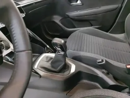 Photo 13 Peugeot 208  PureTech 75 S&S BVM5