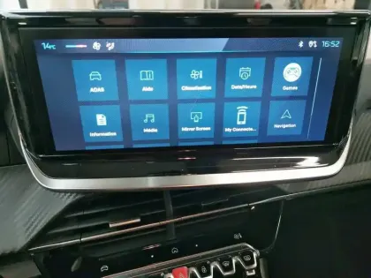 Photo 38 Peugeot 208  PureTech 75 S&S BVM5