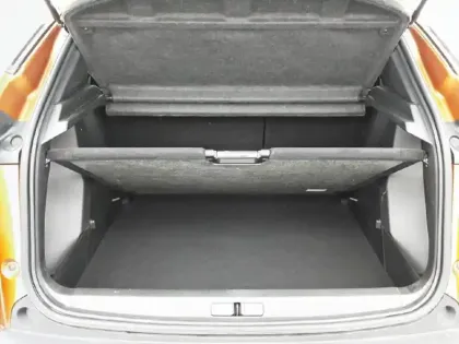 Photo 14 Peugeot 2008  PureTech 100 S&S BVM6