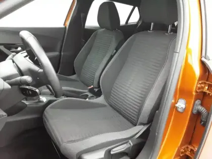 Photo 10 Peugeot 2008  PureTech 100 S&S BVM6