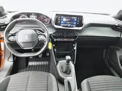 Photo 7 Peugeot 2008  PureTech 100 S&S BVM6