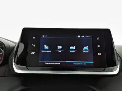 Photo 25 Peugeot 2008  PureTech 100 S&S BVM6