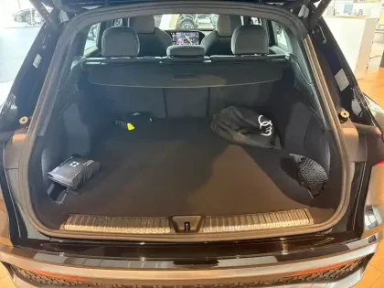 Photo 15 Audi Q5  e-hybrid 299 ch S tronic 7 Quattro