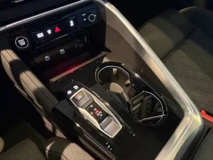 Photo 17 Audi Q5  e-hybrid 299 ch S tronic 7 Quattro