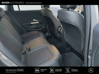 Photo 16 Mercedes GLA  200 d 8G-DCT