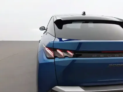 Photo 16 Peugeot 3008  Hybrid 145 e-DCS6