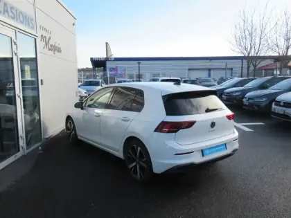 Photo 31 Volkswagen Golf  2.0 TDI 150 DSG7