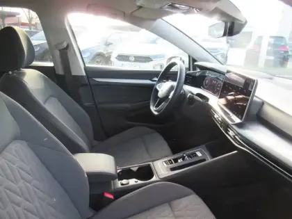 Photo 45 Volkswagen Golf  2.0 TDI 150 DSG7