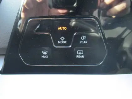 Photo 25 Volkswagen Golf  2.0 TDI 150 DSG7