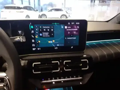 Photo 11 Renault 5 Renault  E-Tech Electrique 10 ch autonomie confort