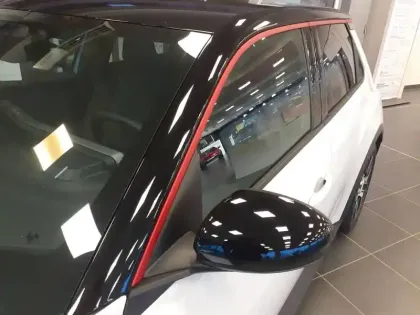 Photo 24 Renault 5 Renault  E-Tech Electrique 10 ch autonomie confort