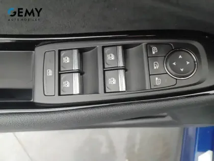 Photo 11 Renault Austral  E-Tech full hybrid 200 GSR2