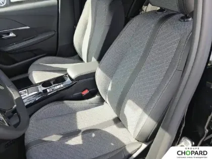 Photo 58 Peugeot 208  Electrique 50 kWh 136ch