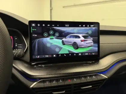 Photo 15 Skoda Octavia  Combi 1.5 TSI Hybrid 150 ch ACT DSG7