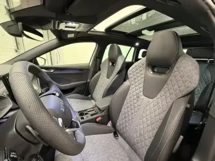 Photo 7 Skoda Octavia  Combi 1.5 TSI Hybrid 150 ch ACT DSG7