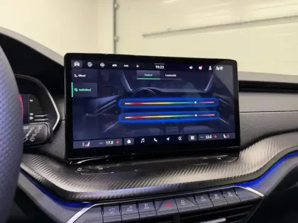 Photo 16 Skoda Octavia  Combi 1.5 TSI Hybrid 150 ch ACT DSG7