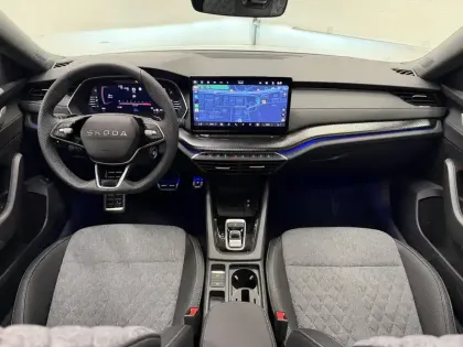 Photo 9 Skoda Octavia  Combi 1.5 TSI Hybrid 150 ch ACT DSG7