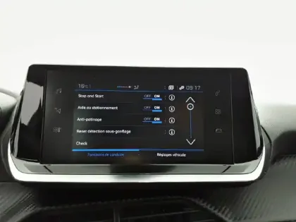 Photo 53 Peugeot 208  PureTech 100 S&S BVM6