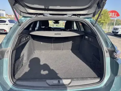 Photo 5 Peugeot 308  SW BlueHDi 130ch S&S EAT8